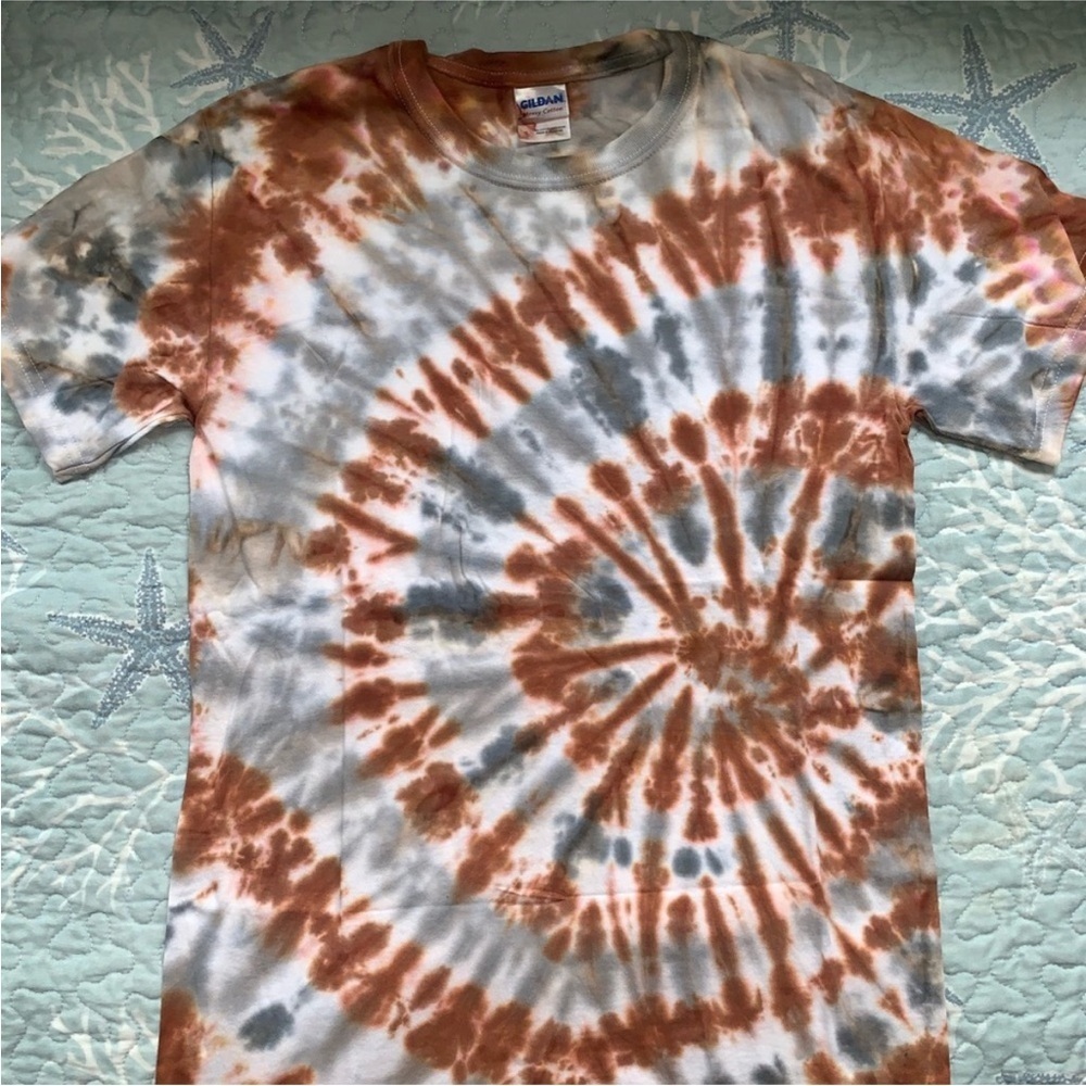 Tie-Dye T-Shirt in Brown and Gray